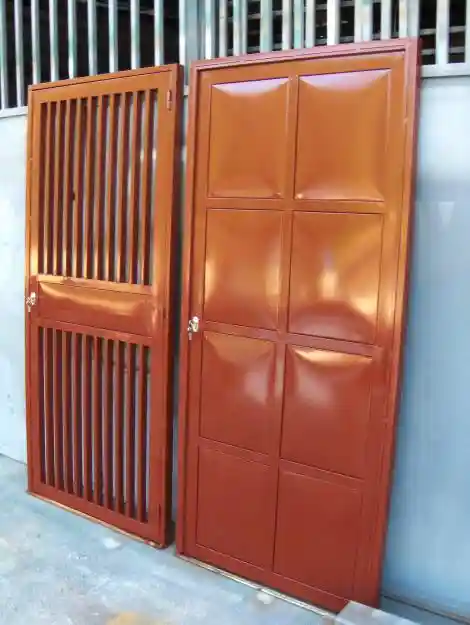 Puerta de herrería 1