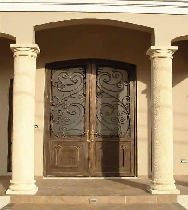 Puerta de herrería 2