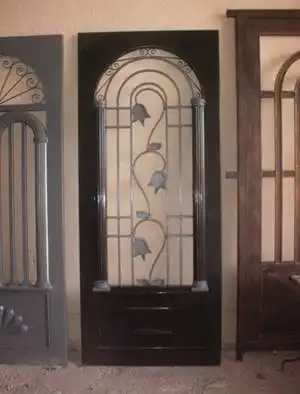 Puerta de herrería 6